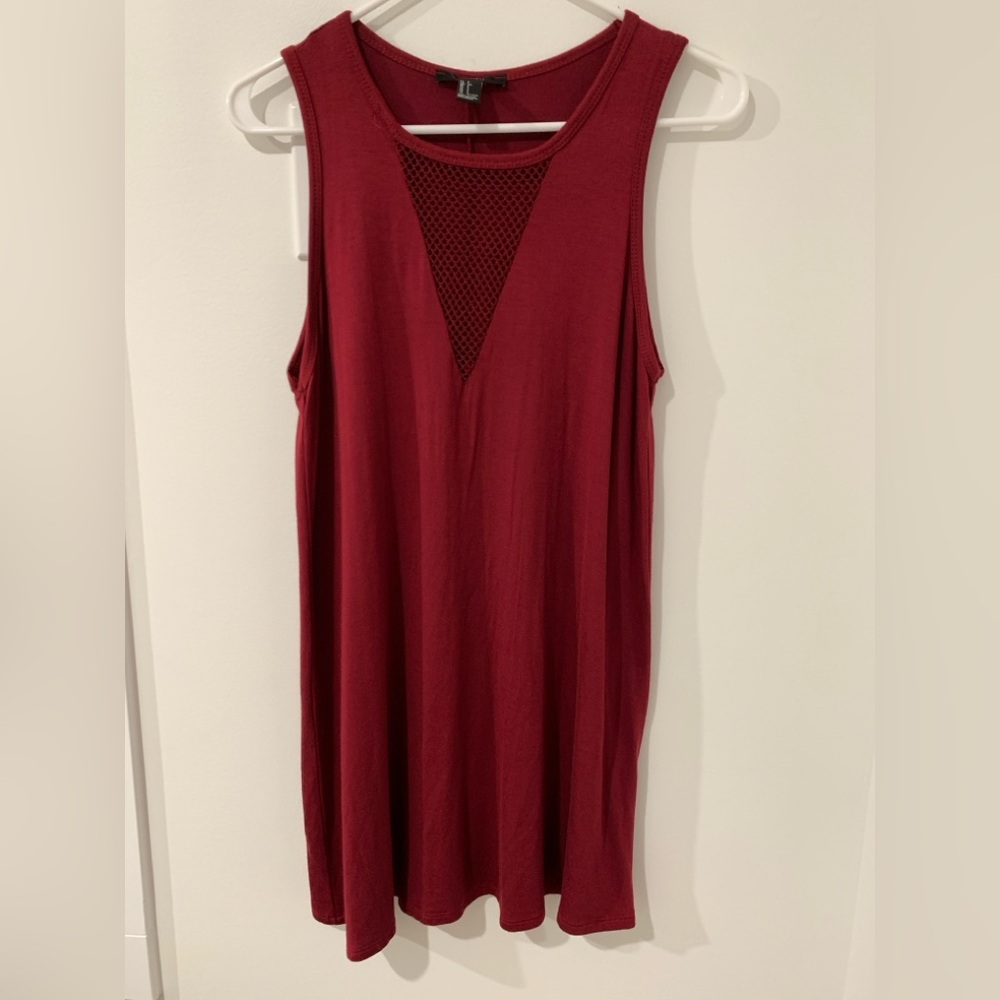 Forever 21 maroon tank top